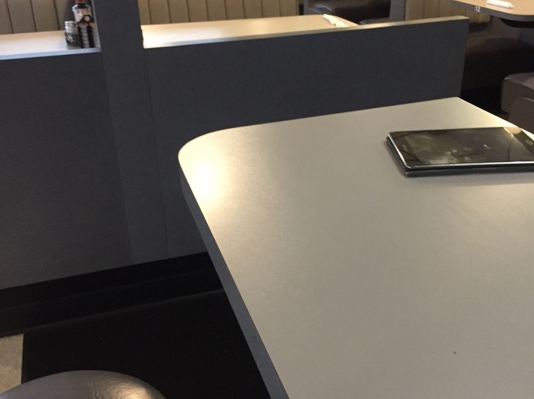 Omelette & Waffle Cafe