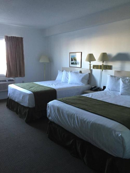 Aux Trois Moulins Riverside Motel-官方