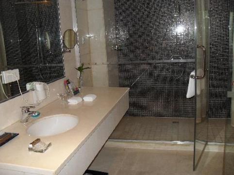 惠安崇武西沙湾假日酒店-浴室