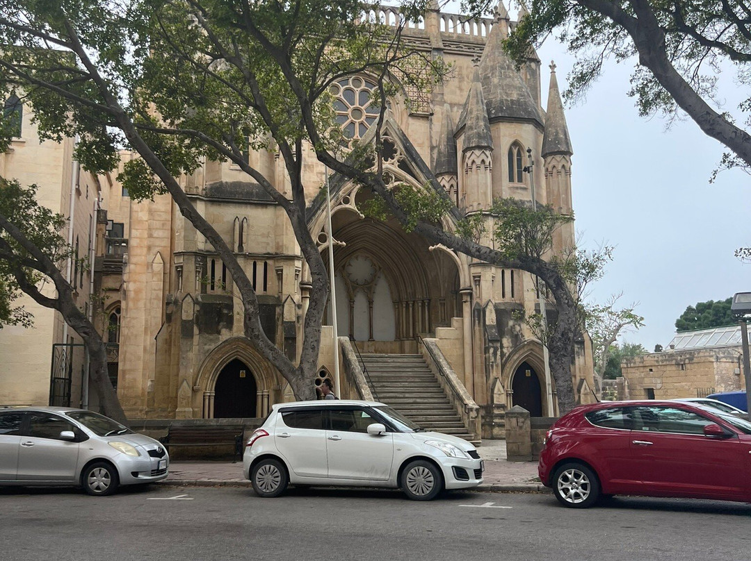 Robert Samut Hall-Floriana必去景点