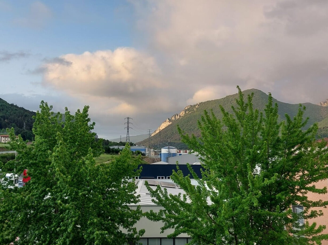 Hotel Plazaola主图