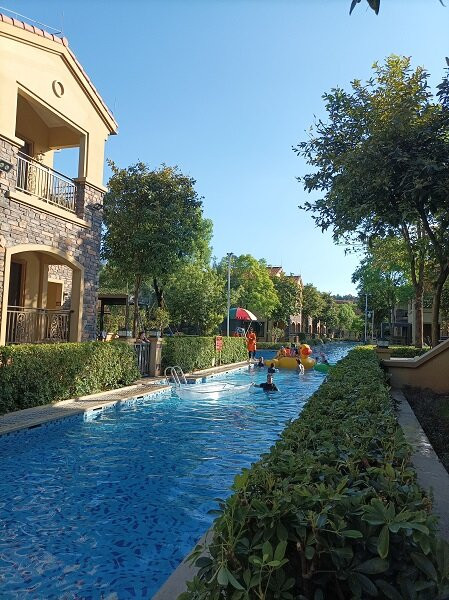 Yuetianxia Hot Spring Hotel