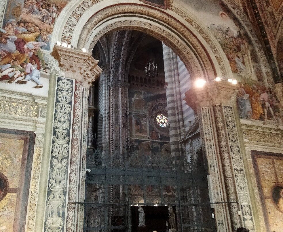 Cappella Di San Brizio (Duomo)景点图片