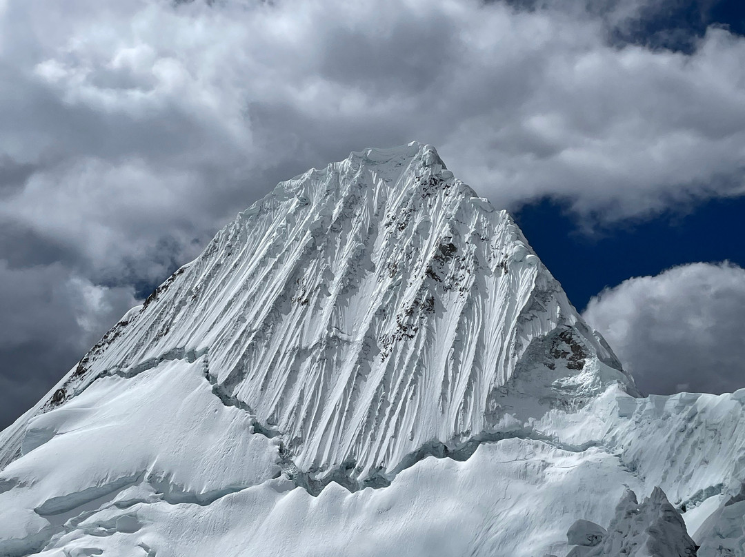 Huaraz Adventures-瓦拉斯必去景点