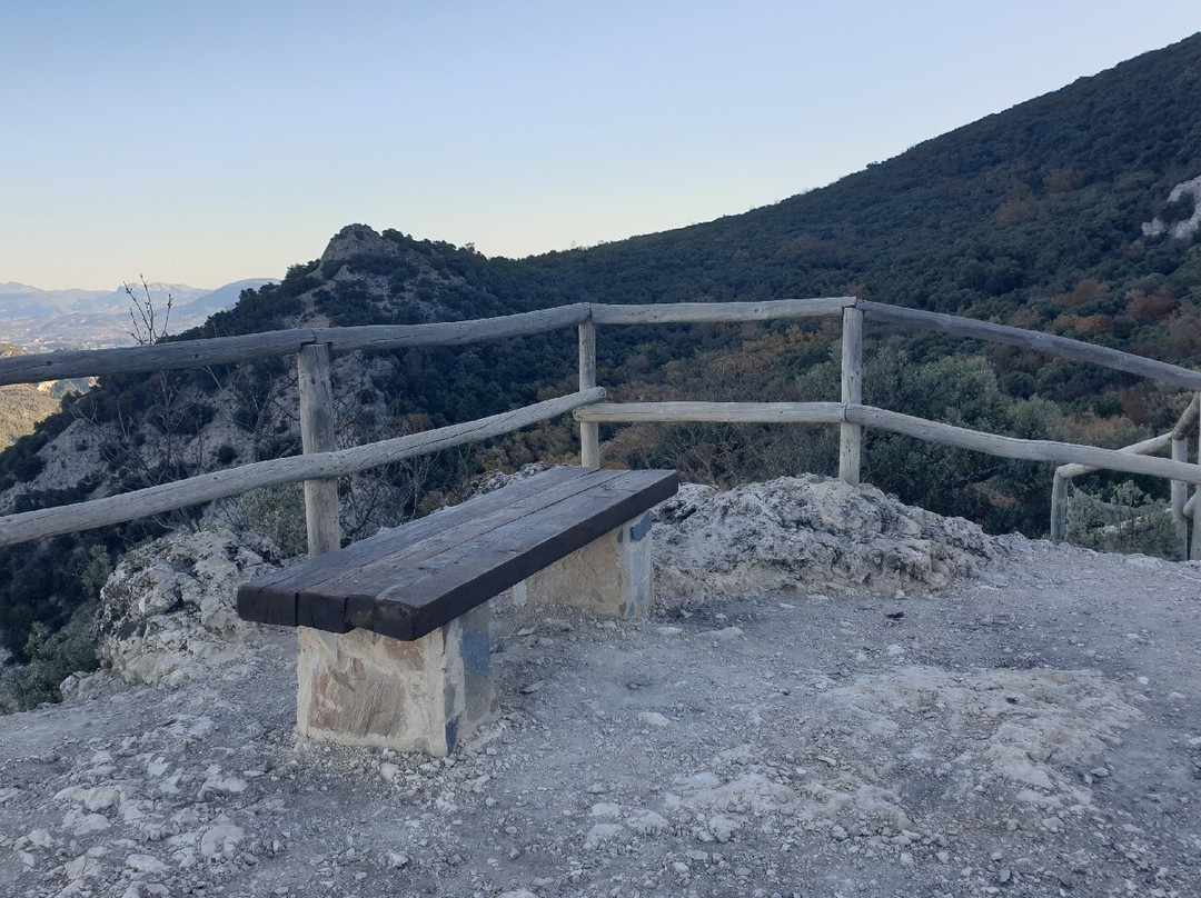 Mirador de Pilatos景点图片