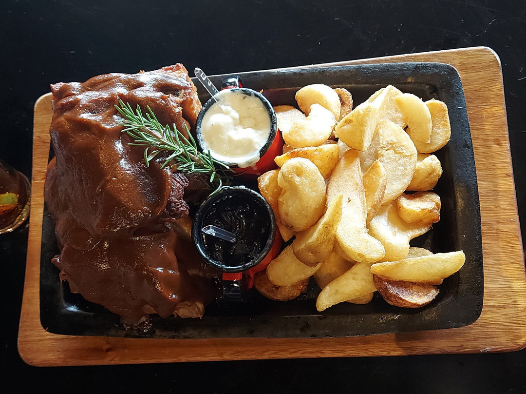 Gram Bier-格拉玛多必去景点