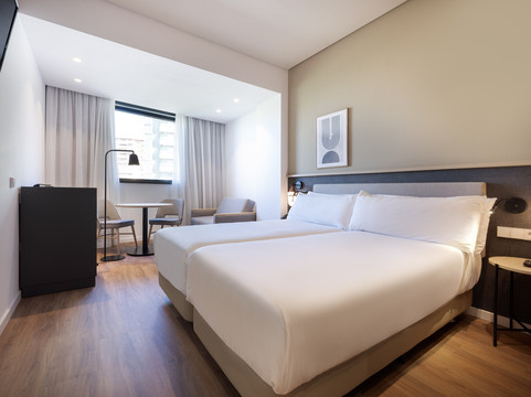 Hotel Málaga Alameda Centro Affiliated By Meliá主图