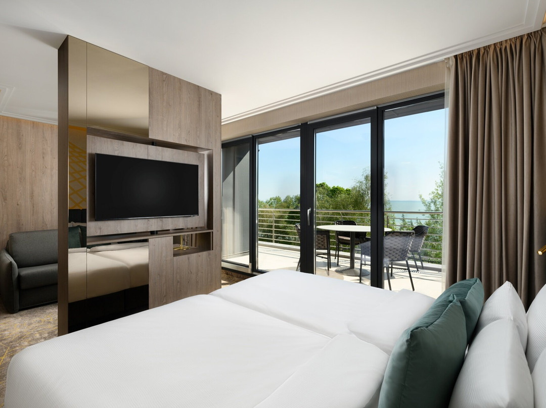 Kenese Bay Garden Resort & Conference主图