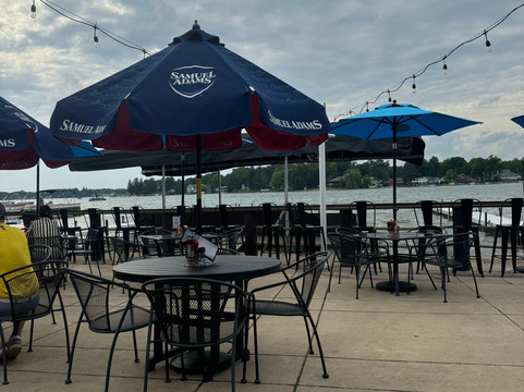 Eagle Nest Bar & Grill