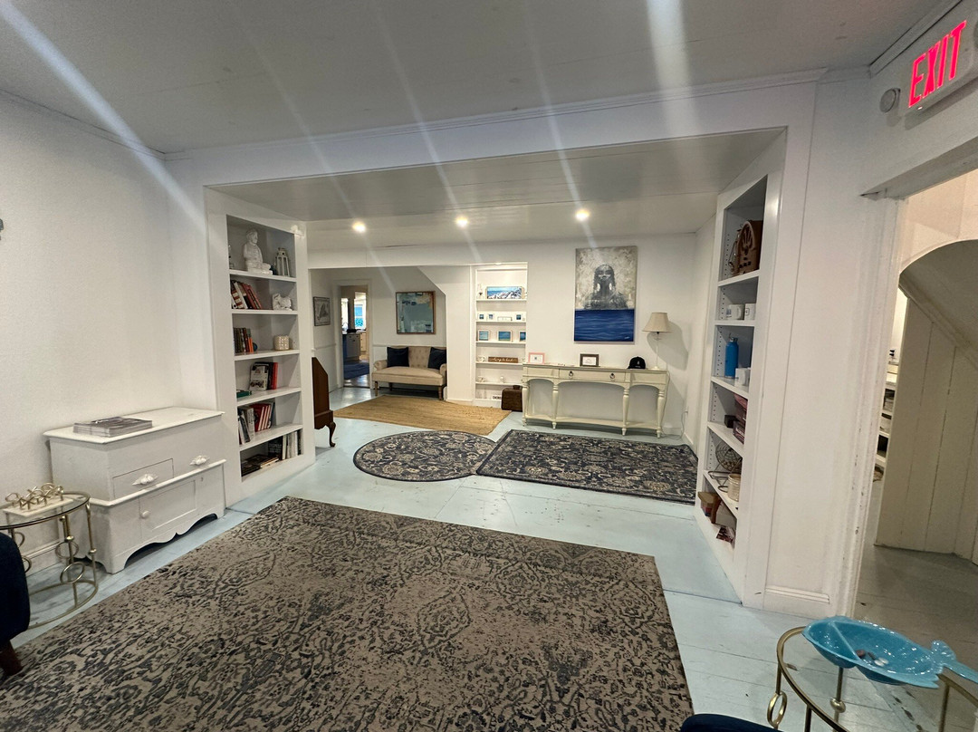 Narragansett House主图