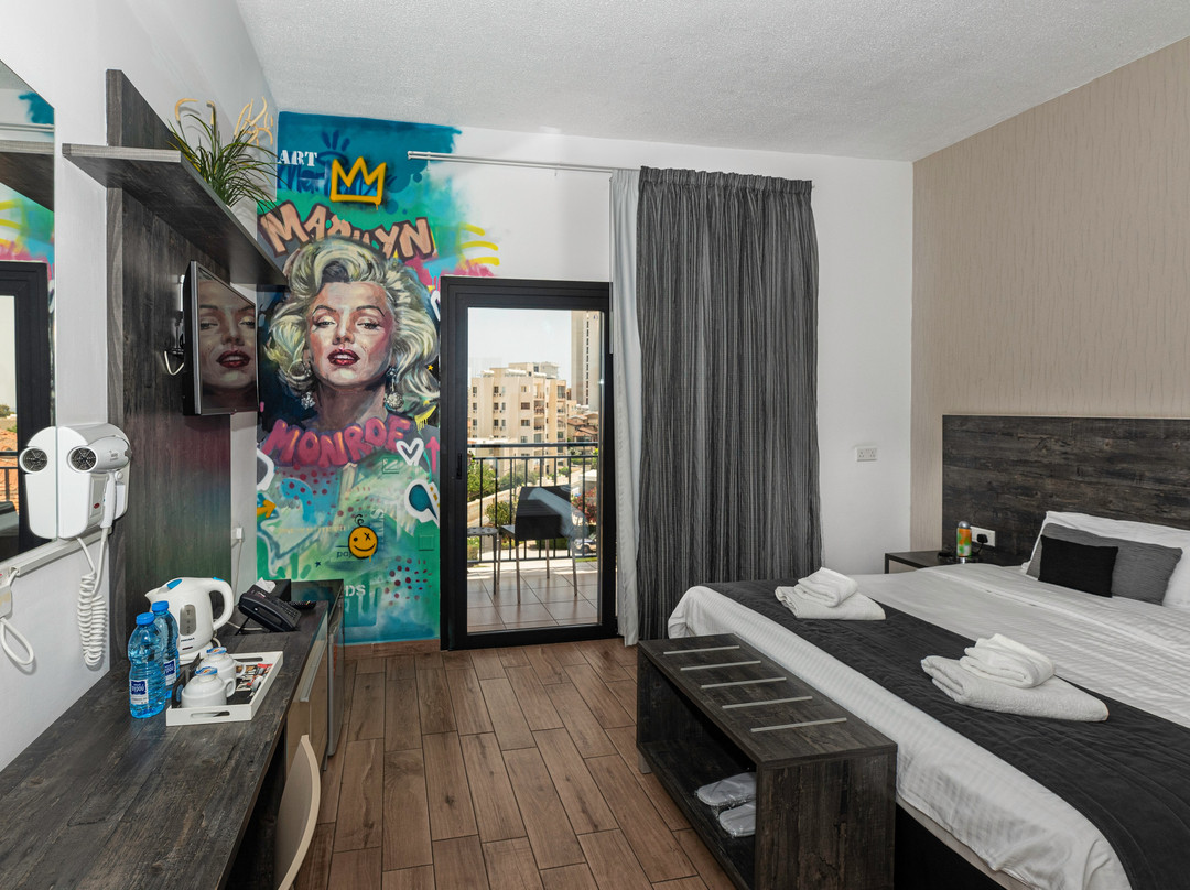 Rise Urban Art Hotel主图