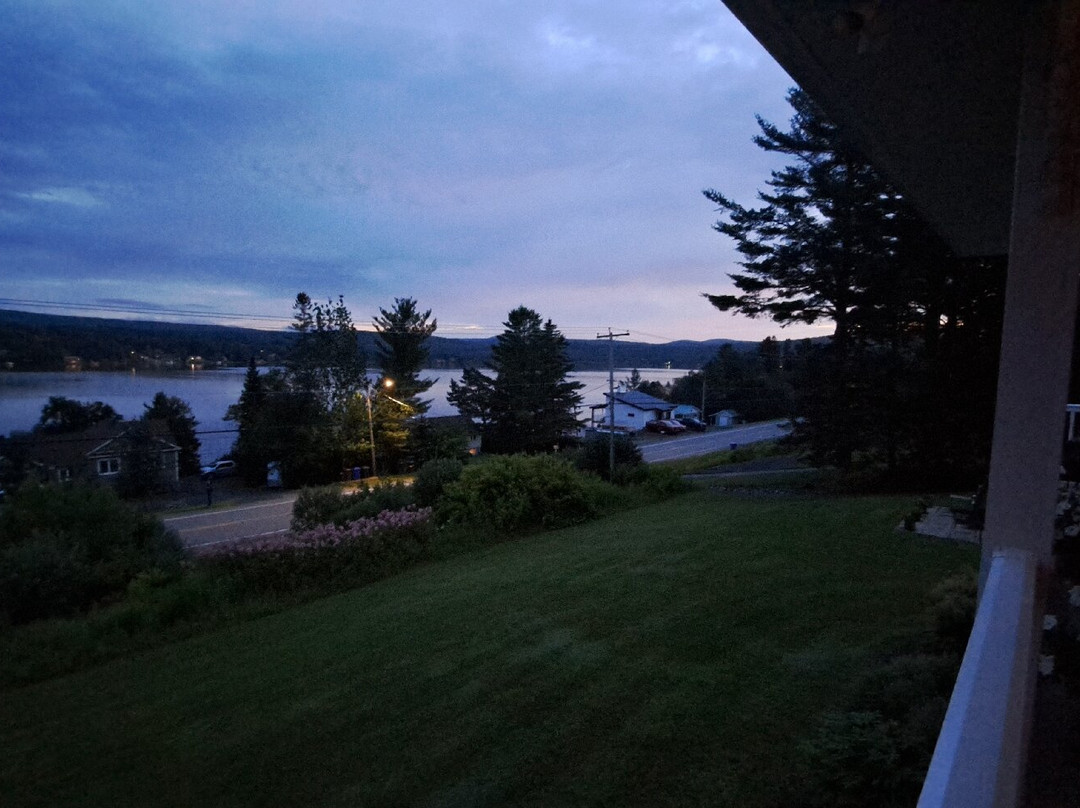 La Maison Bleue du Lac Wallace主图