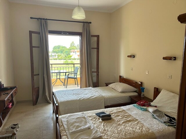 Spiros Apartments主图