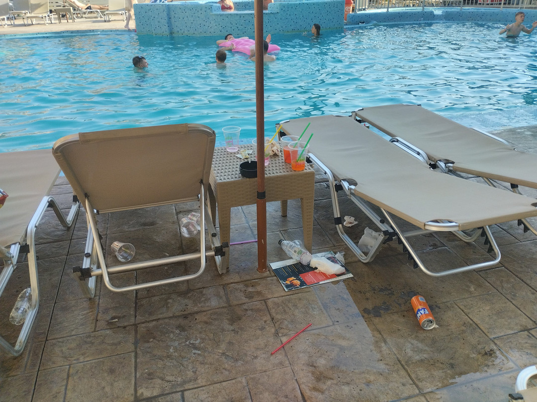 Atlantis Hotel主图