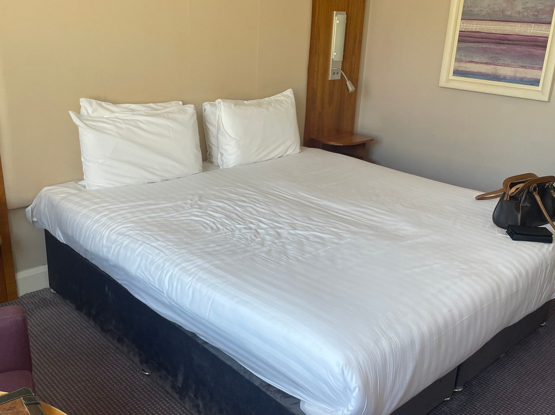 Charleville Park Hotel主图