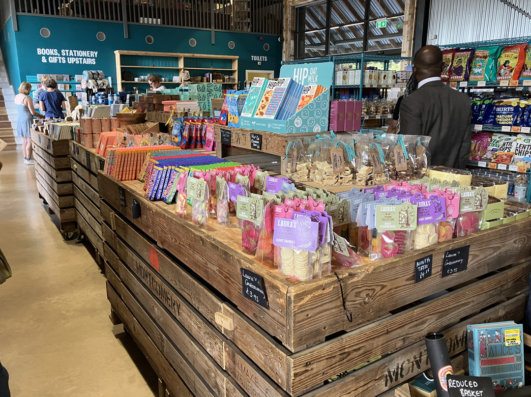 Teals Local Farm Shop景点图片