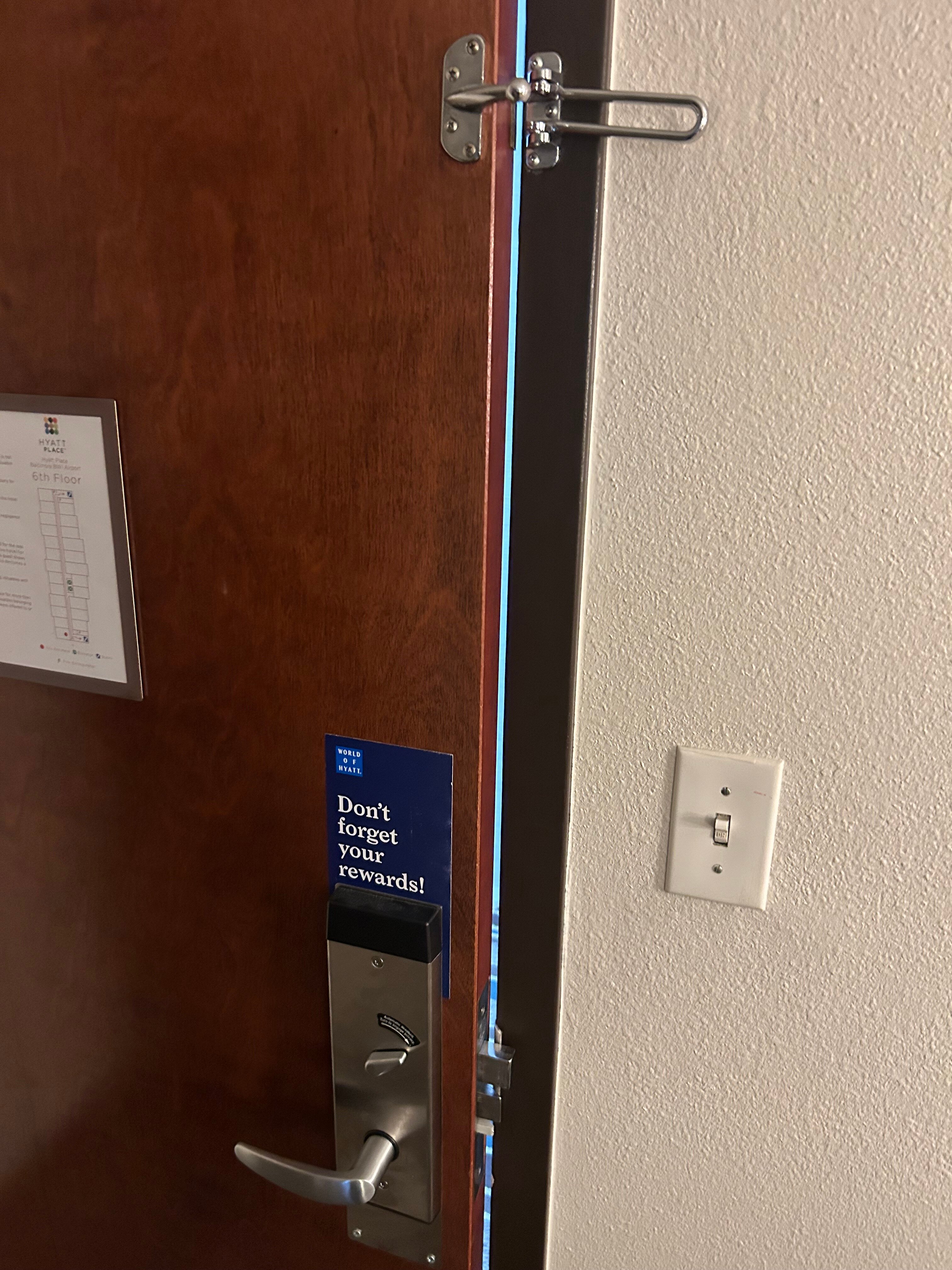 Hyatt Place Baltimore/Bwi Airport-浴室