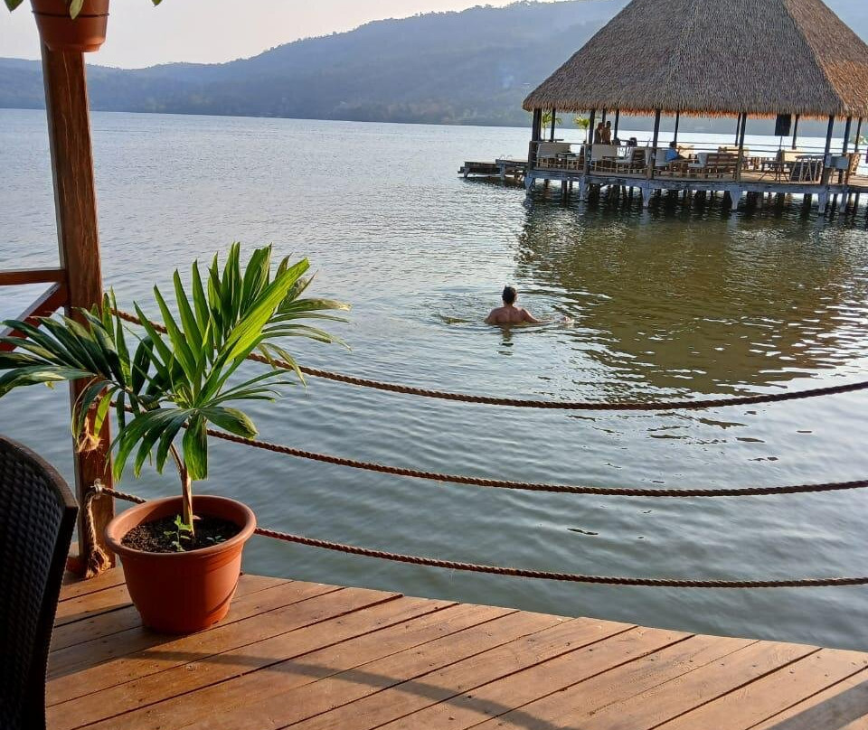 Laguna Azul Hotel & Suites主图