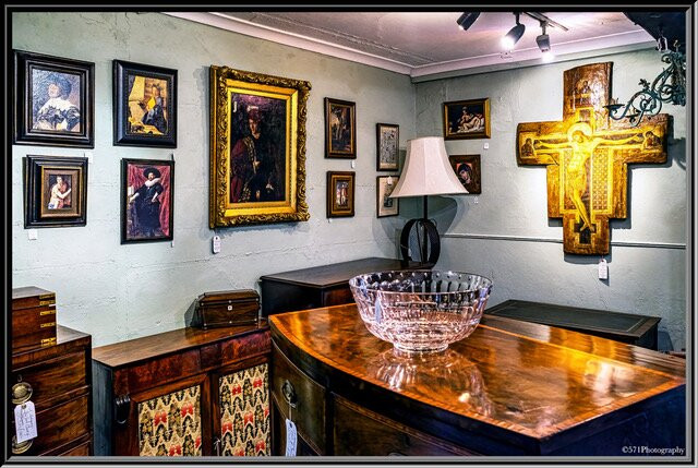 Cirencester Antiques Centre-赛伦塞斯特必去景点