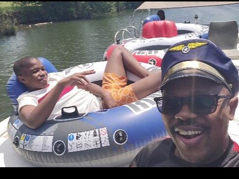 Old Willows No 7 Houseboats-Sasolburg必去景点