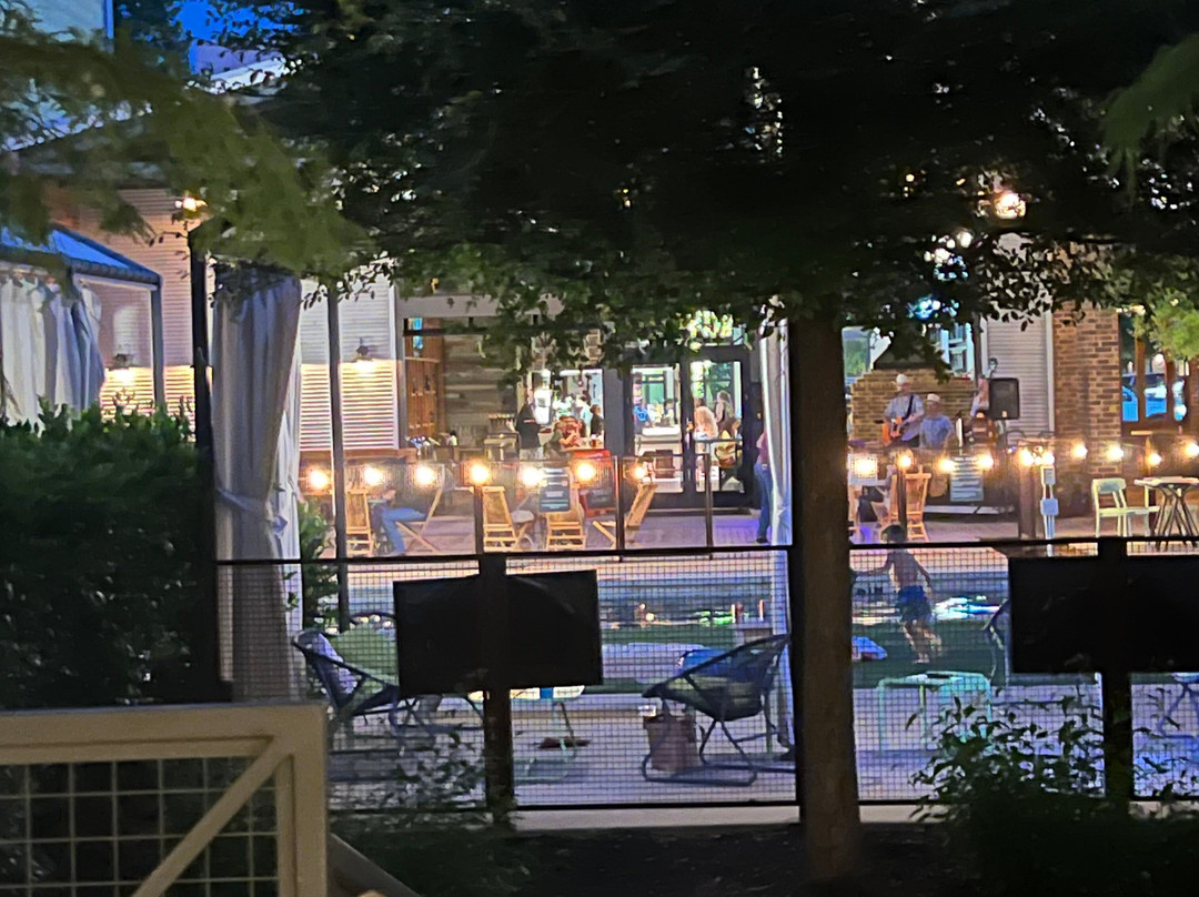 Cavalry Court, Valencia Hotel Collection主图