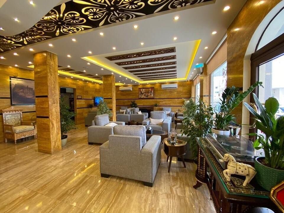 Town Season Hotel-浴室