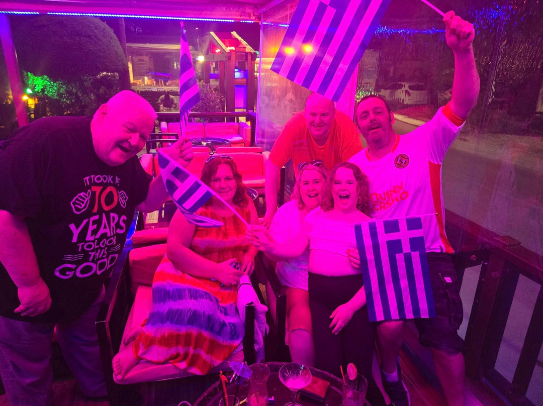 Zeus Bar-Alykanas必去景点