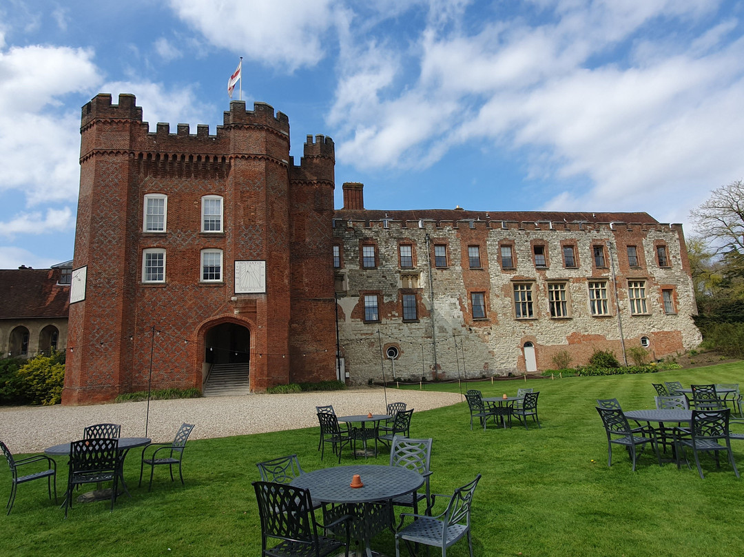 Farnham Castle景点图片