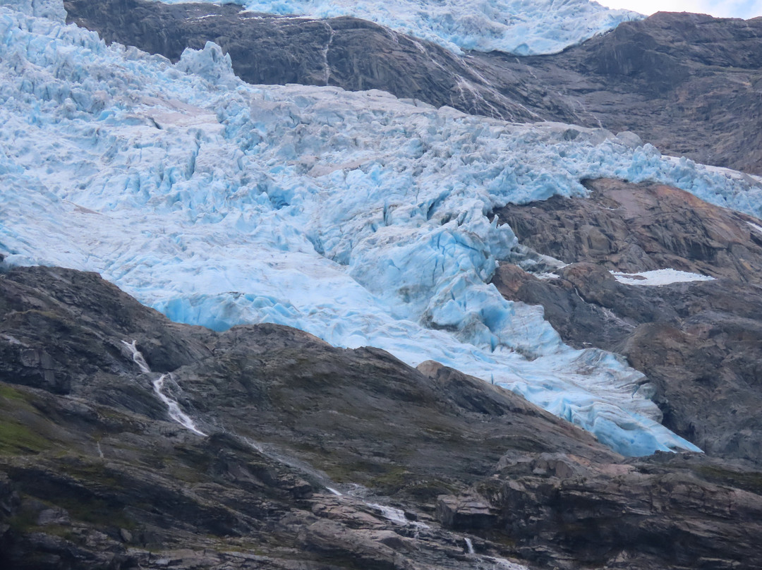 Bøyabreen Glacier景点图片