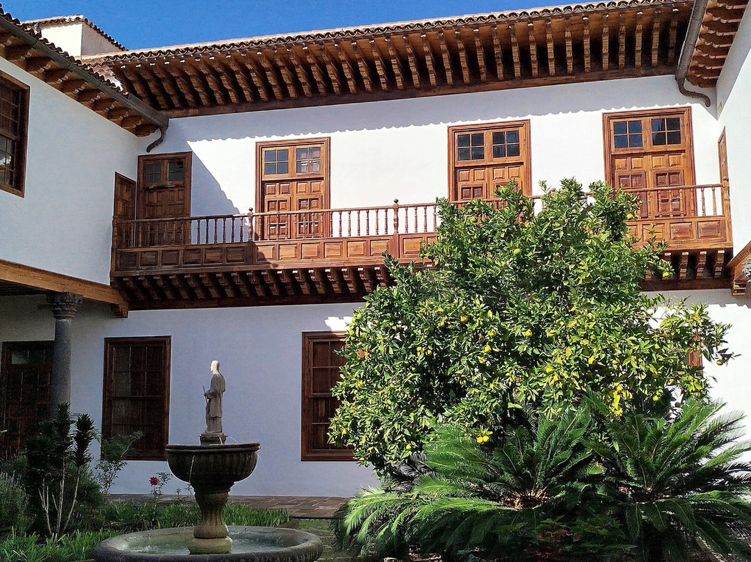 Casa Salazar-拉古纳的圣克里斯托波尔城必去景点