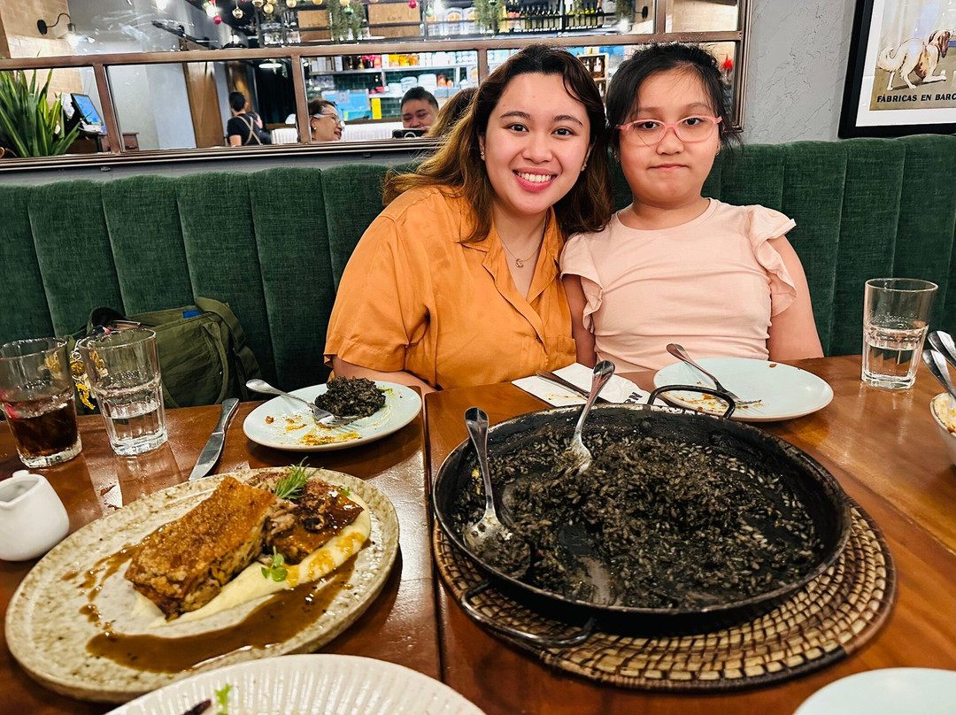 El Born, Philippines