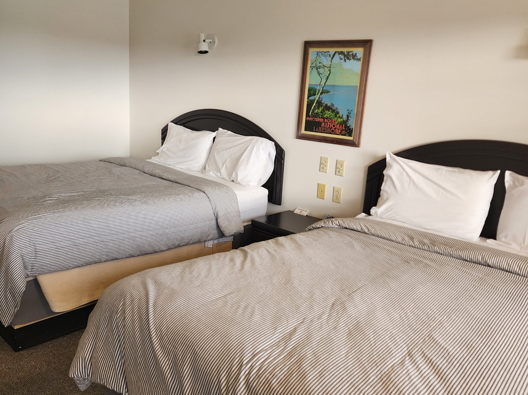 The Village Inn Motel主图