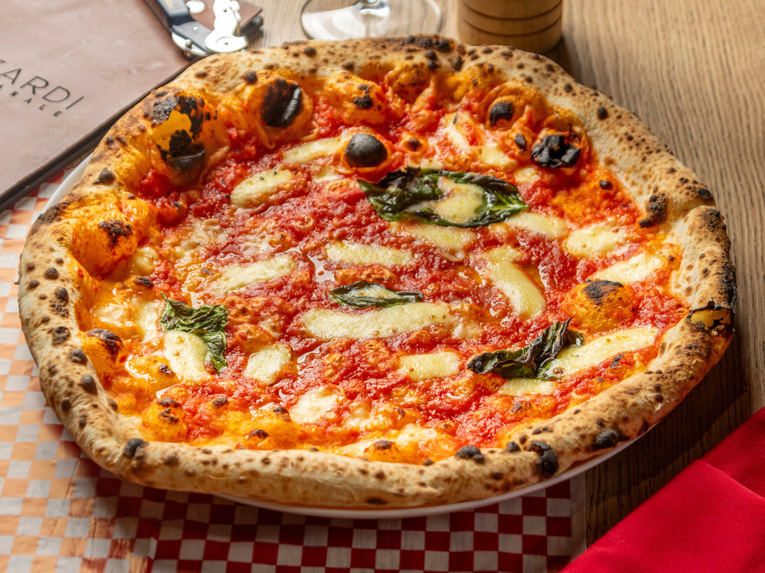 波哥大餐馆和美食-Pizzardi Artigianale