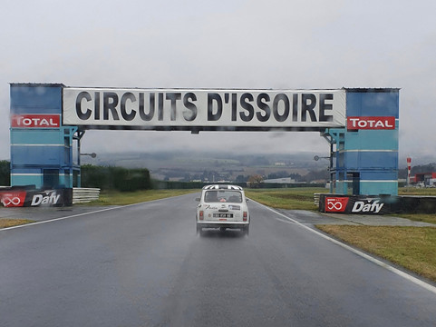 Circuit d'Issoire SAS Ceerta-City of Issoire必去景点