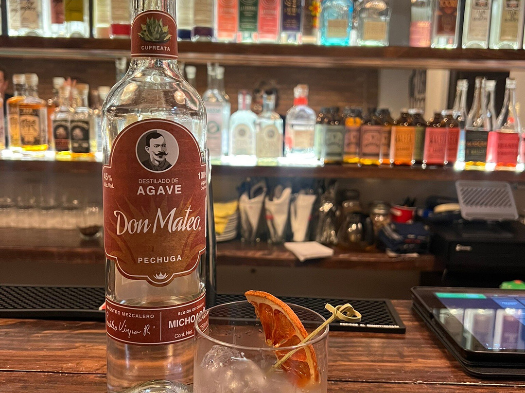 Puro Burro-瓦拉塔港必去景点