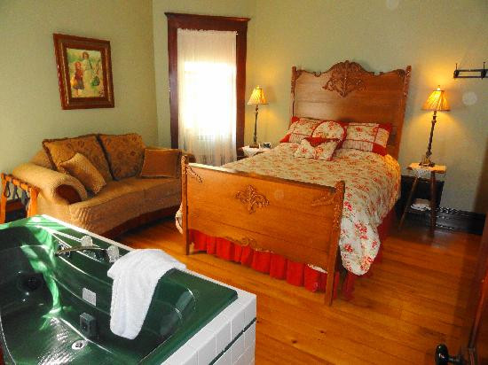 The Tritsch House主图