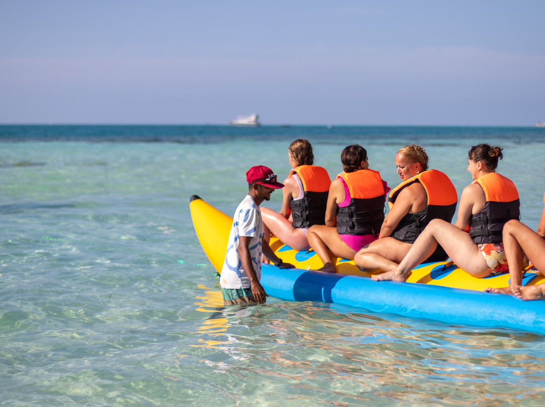 Mahi Mahi Dive & Watersports-Dhiffushi Island必去景点