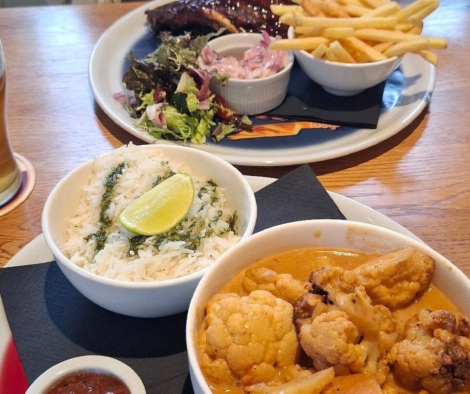 The White Horse Hotel主图