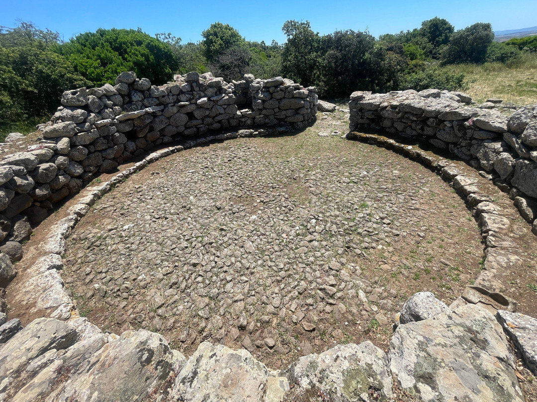 Santuario Nuragico di Santa Vittoria-Serri必去景点