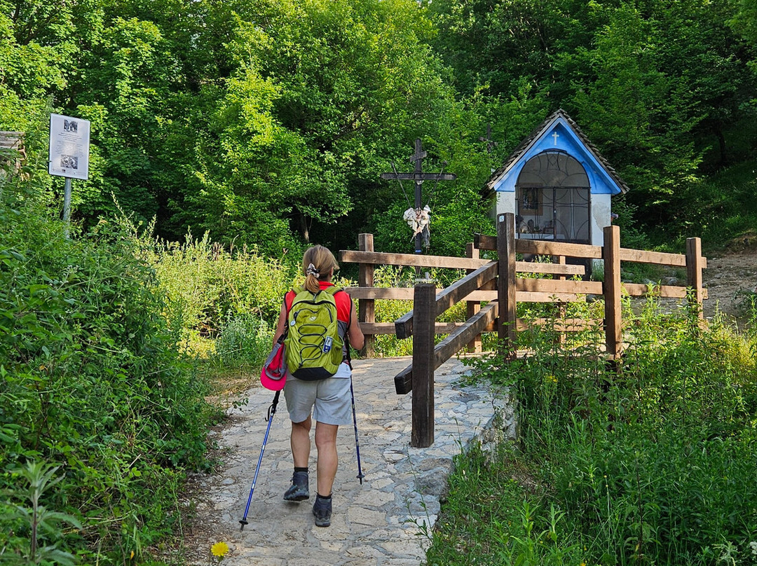 Santuario Della Santissima Trinita Vallepietra-Vallepietra必去景点