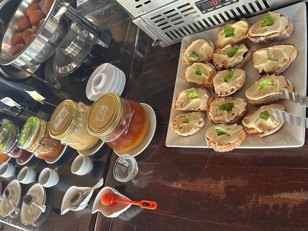 虹膜酒店主图