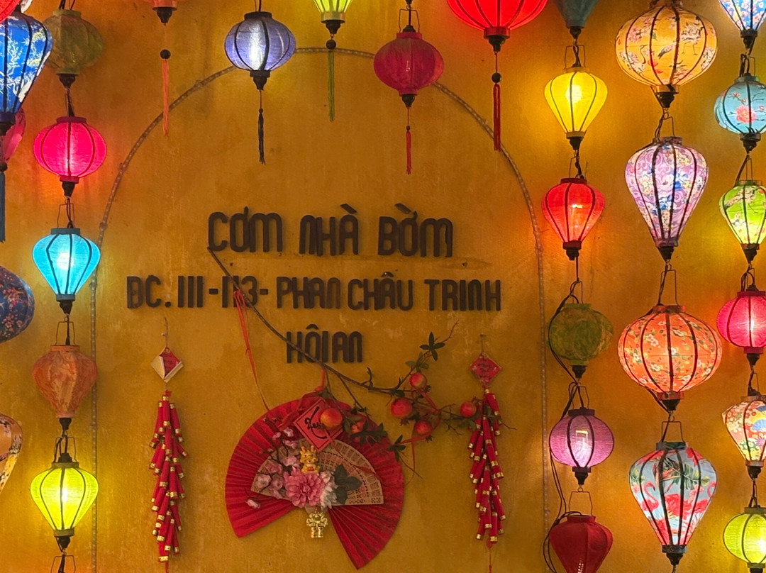 Cơm Nhà Bờm - Vietnamese Restaurant