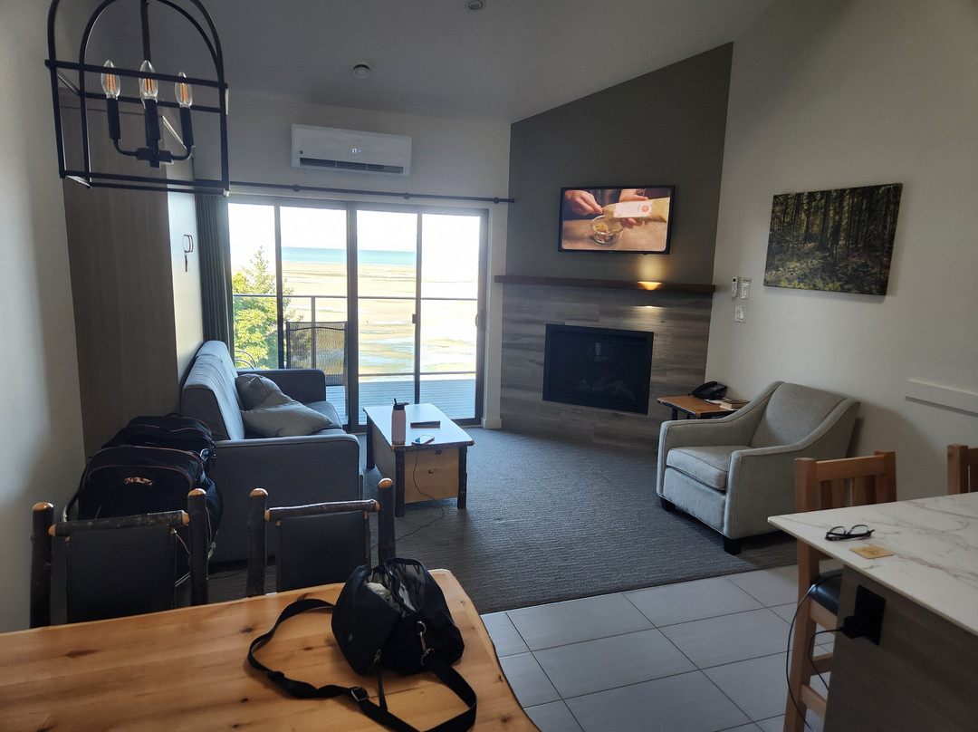 Tigh-Na-Mara Seaside Spa Resort主图
