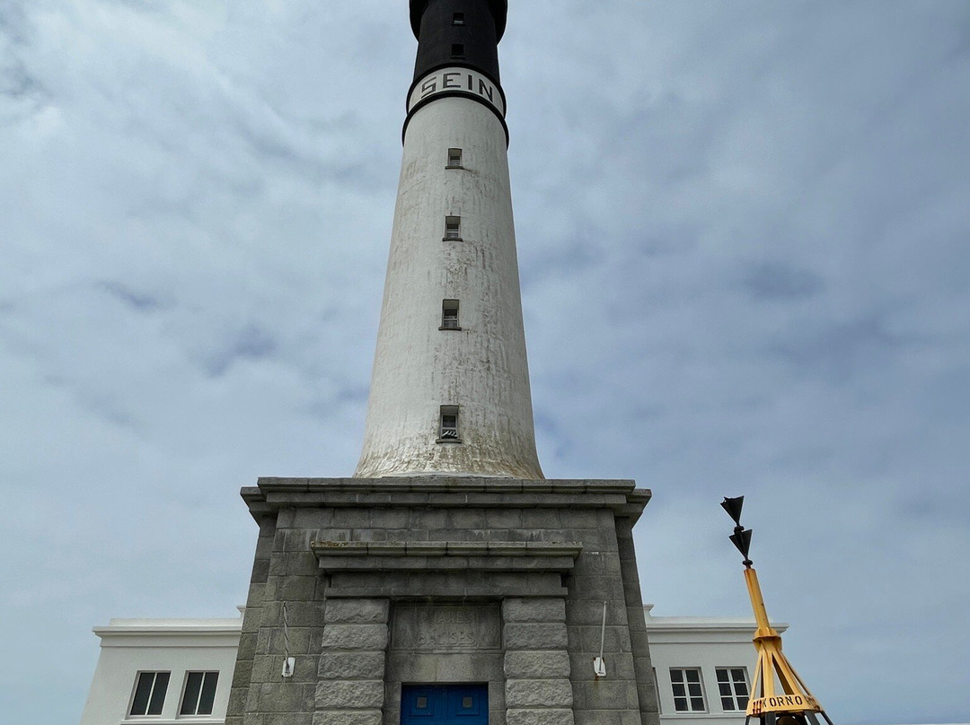 Grand Phare de l'ile de Sein-Ile-de-Sein必去景点