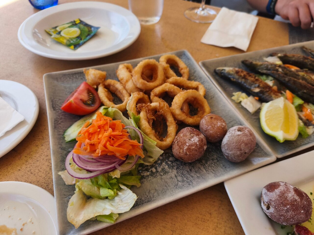 埃尔戈尔福餐馆和美食-Restaurante Lago Verde