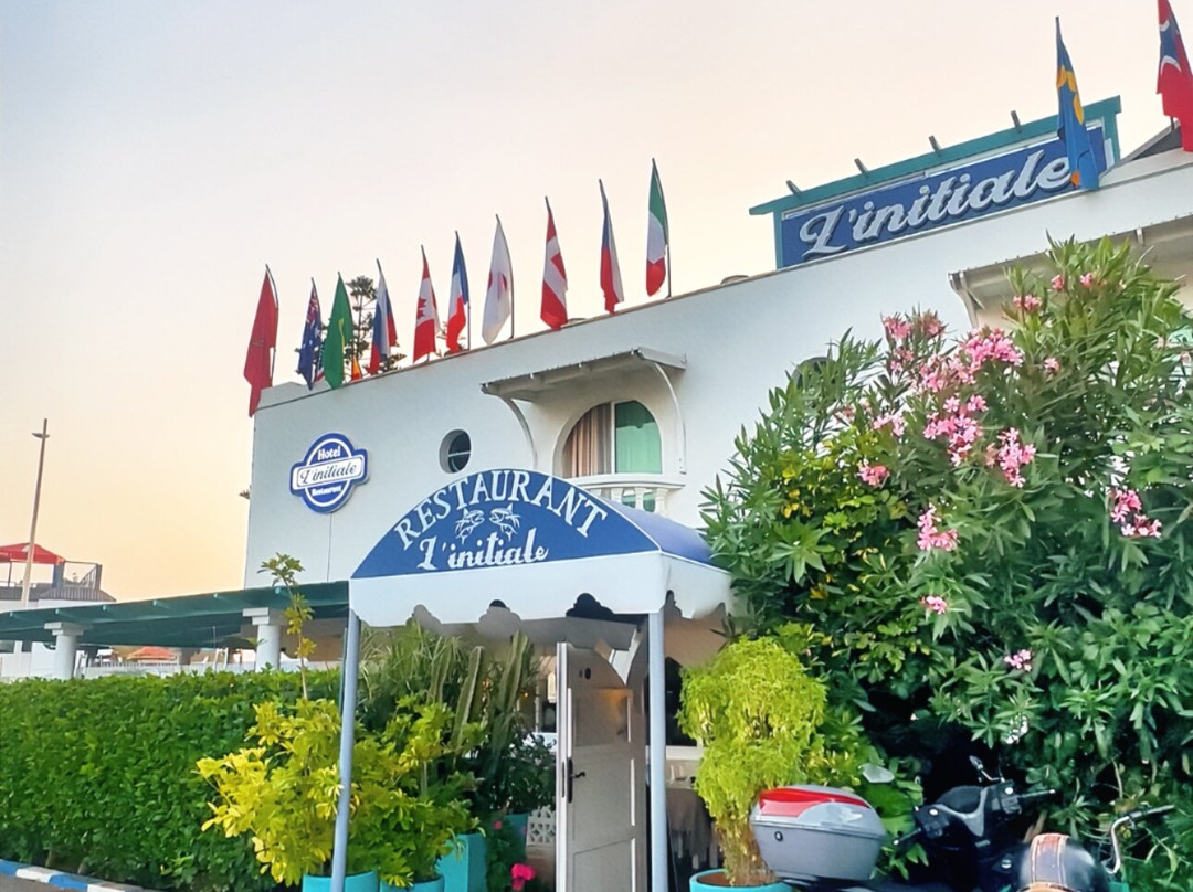 L'Initiale Hotel-Restaurant主图