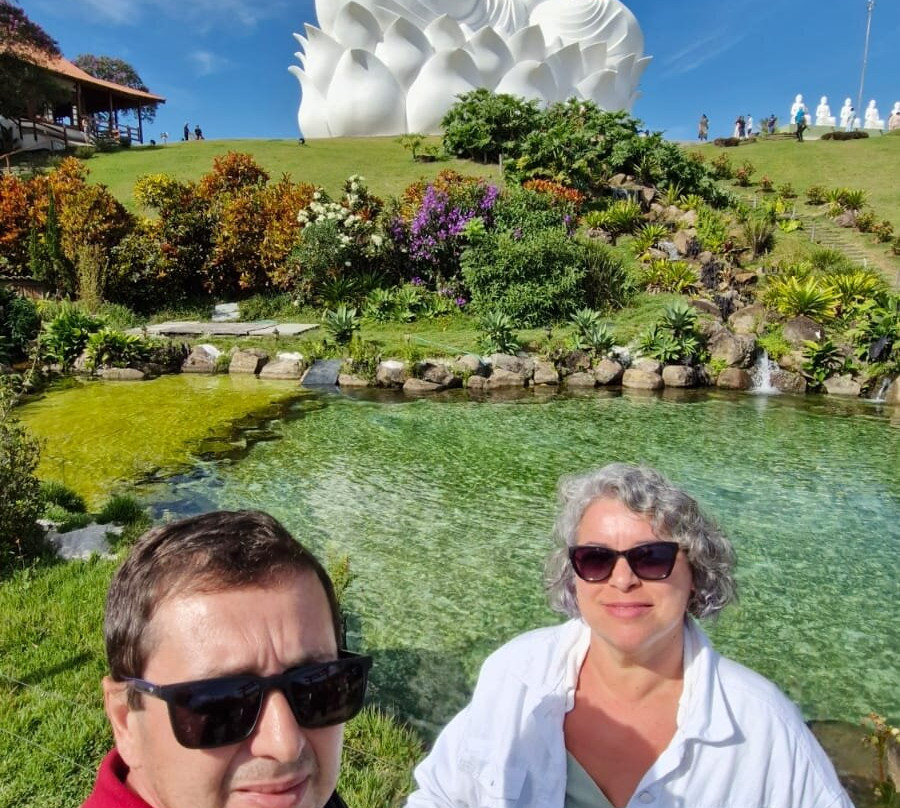 Praca do Portal Budista-Ibiracu必去景点