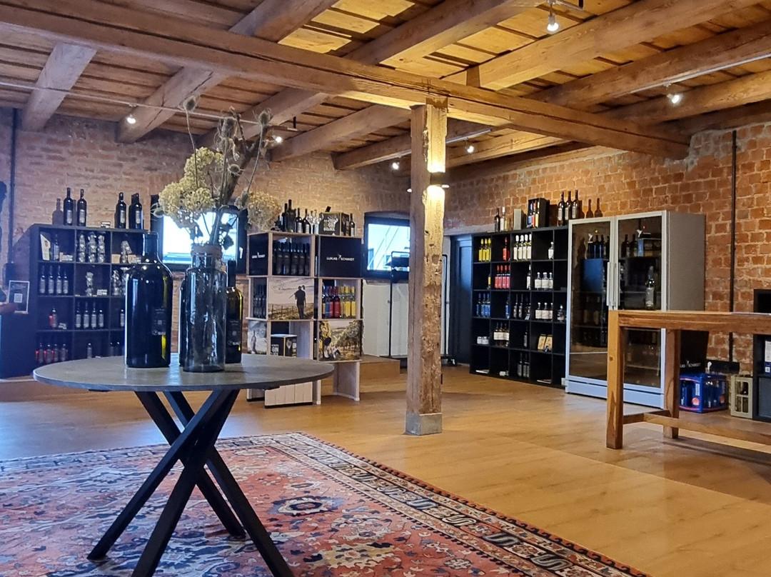 Lukas Schmidt Wein-Ippesheim必去景点