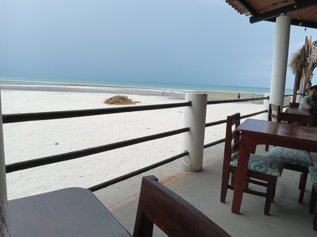 Bay View Hotel主图