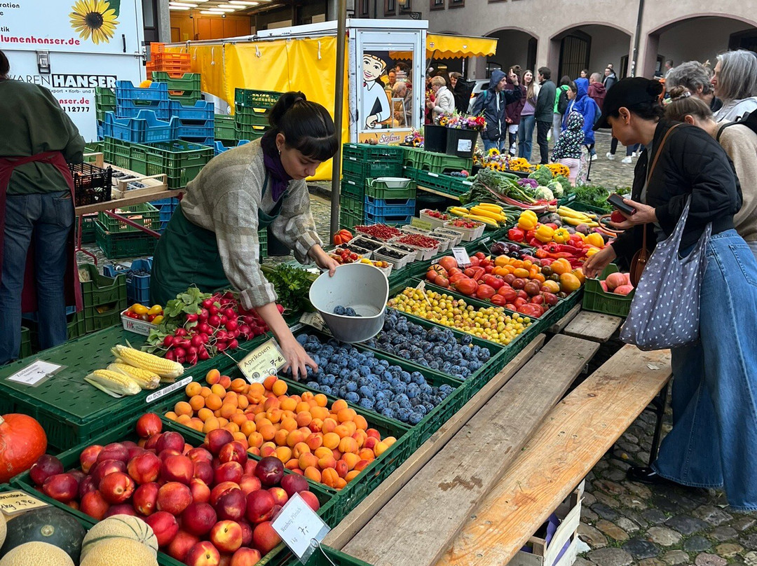 Freiburger Muenstermarkt-佛莱堡必去景点